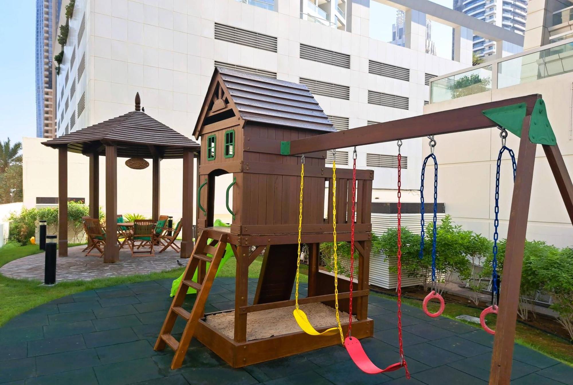 Barcelo Residences Dubai Marina מראה חיצוני תמונה