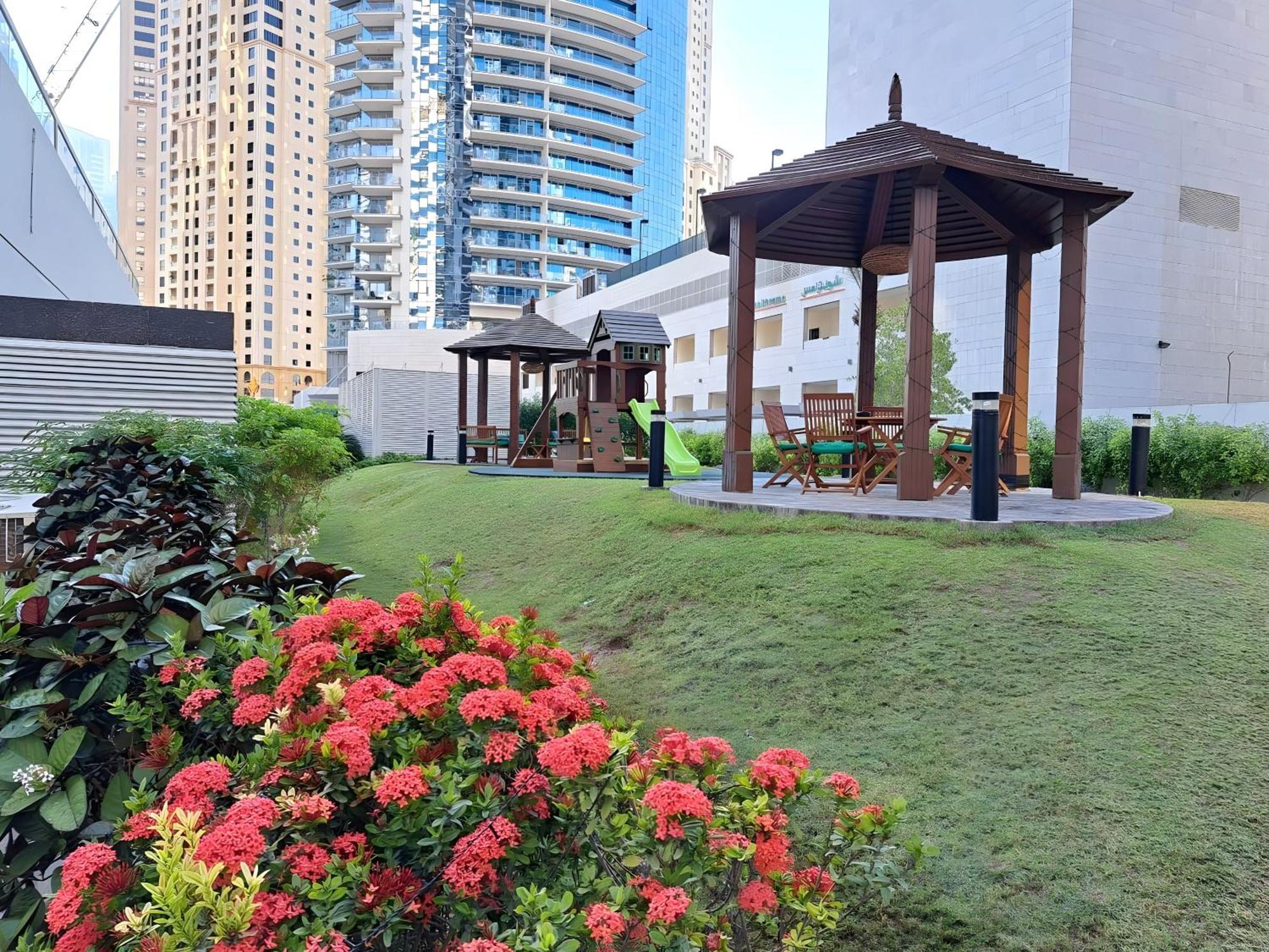 Barcelo Residences Dubai Marina מראה חיצוני תמונה